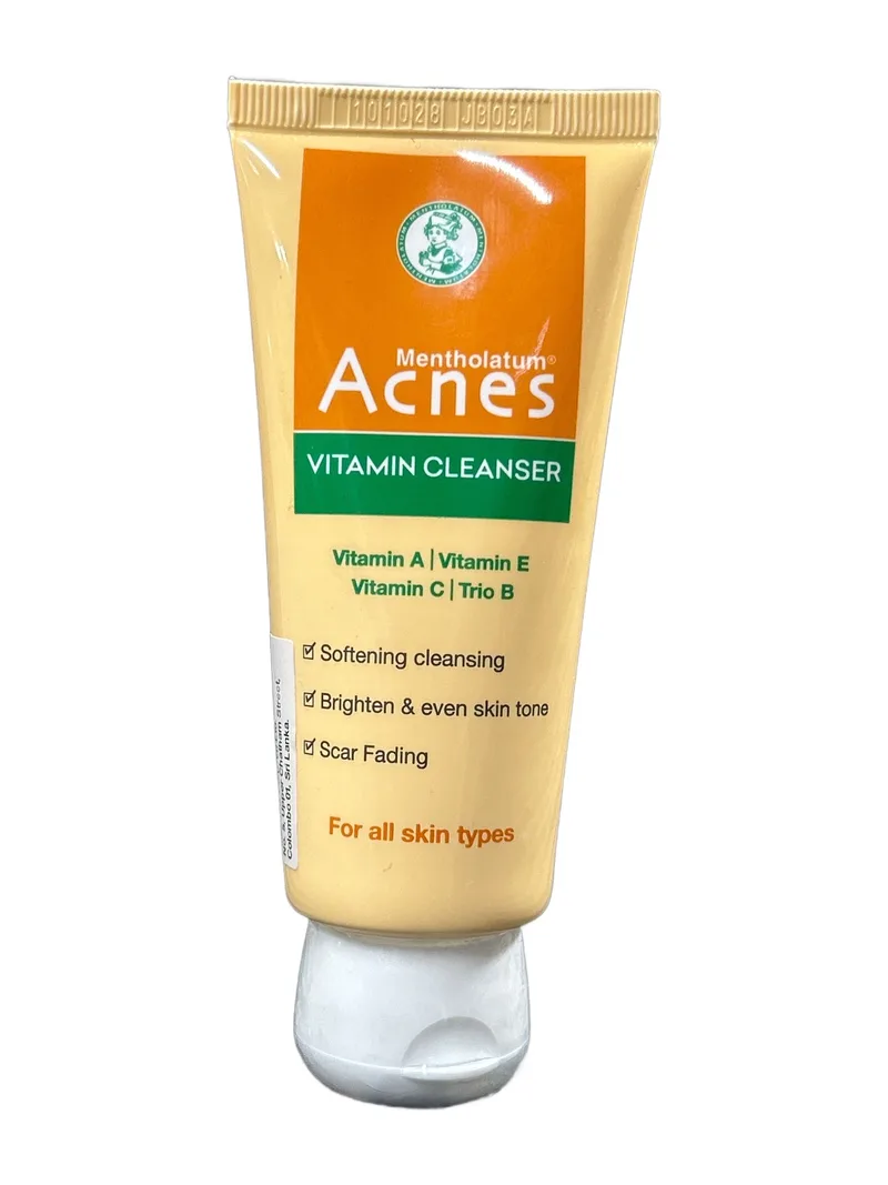 Acnes Vitamin Cleanser 50g Vitamin enriched face wash